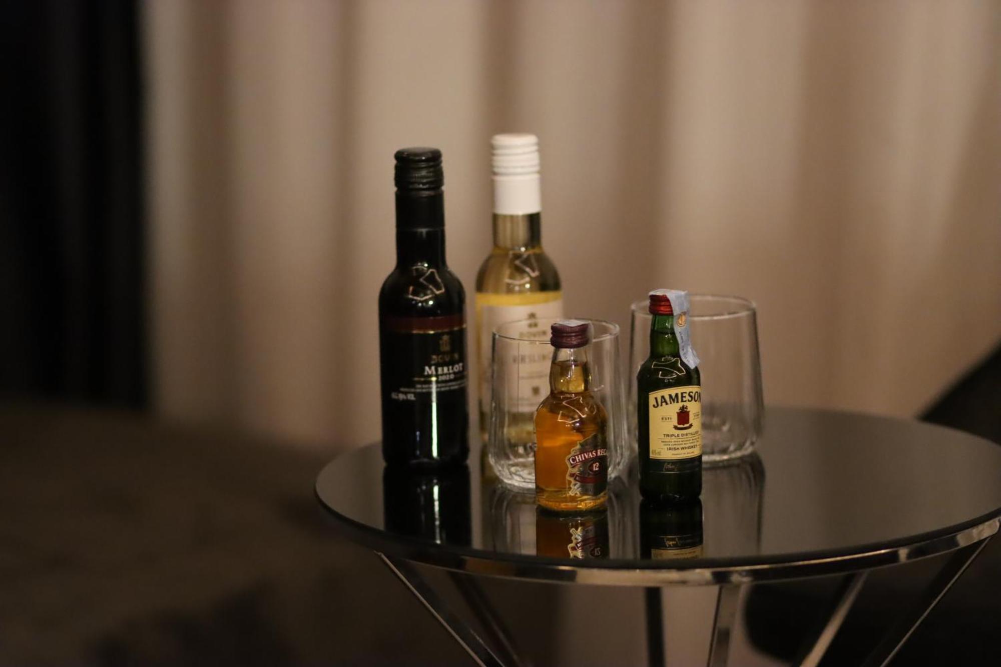 Hotel Macedonia Square Скопье Экстерьер фото