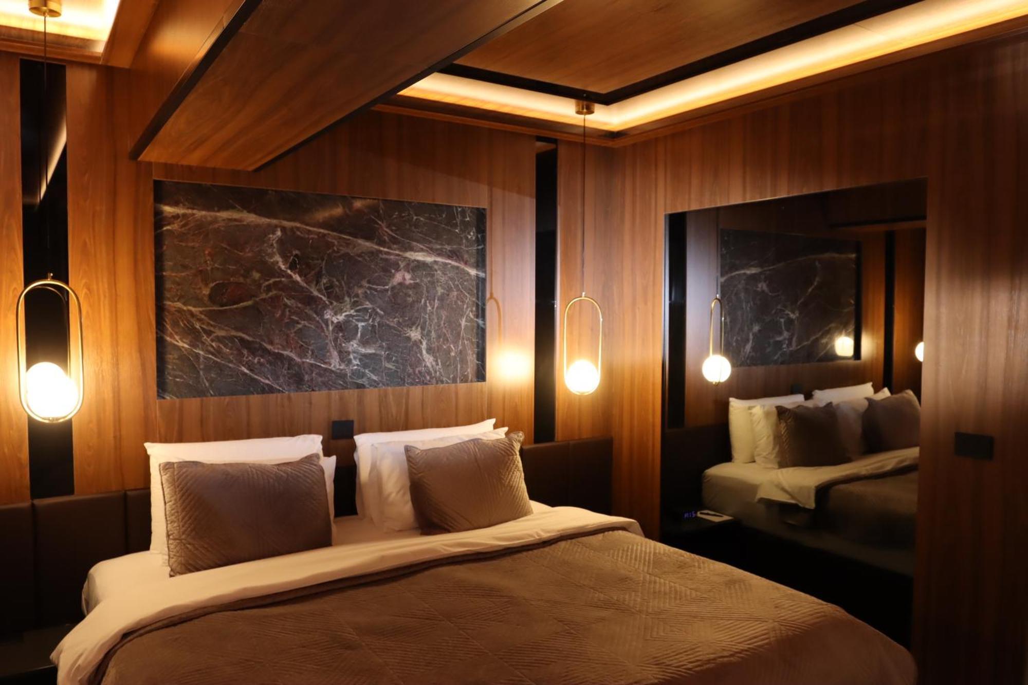 Hotel Macedonia Square Скопье Экстерьер фото