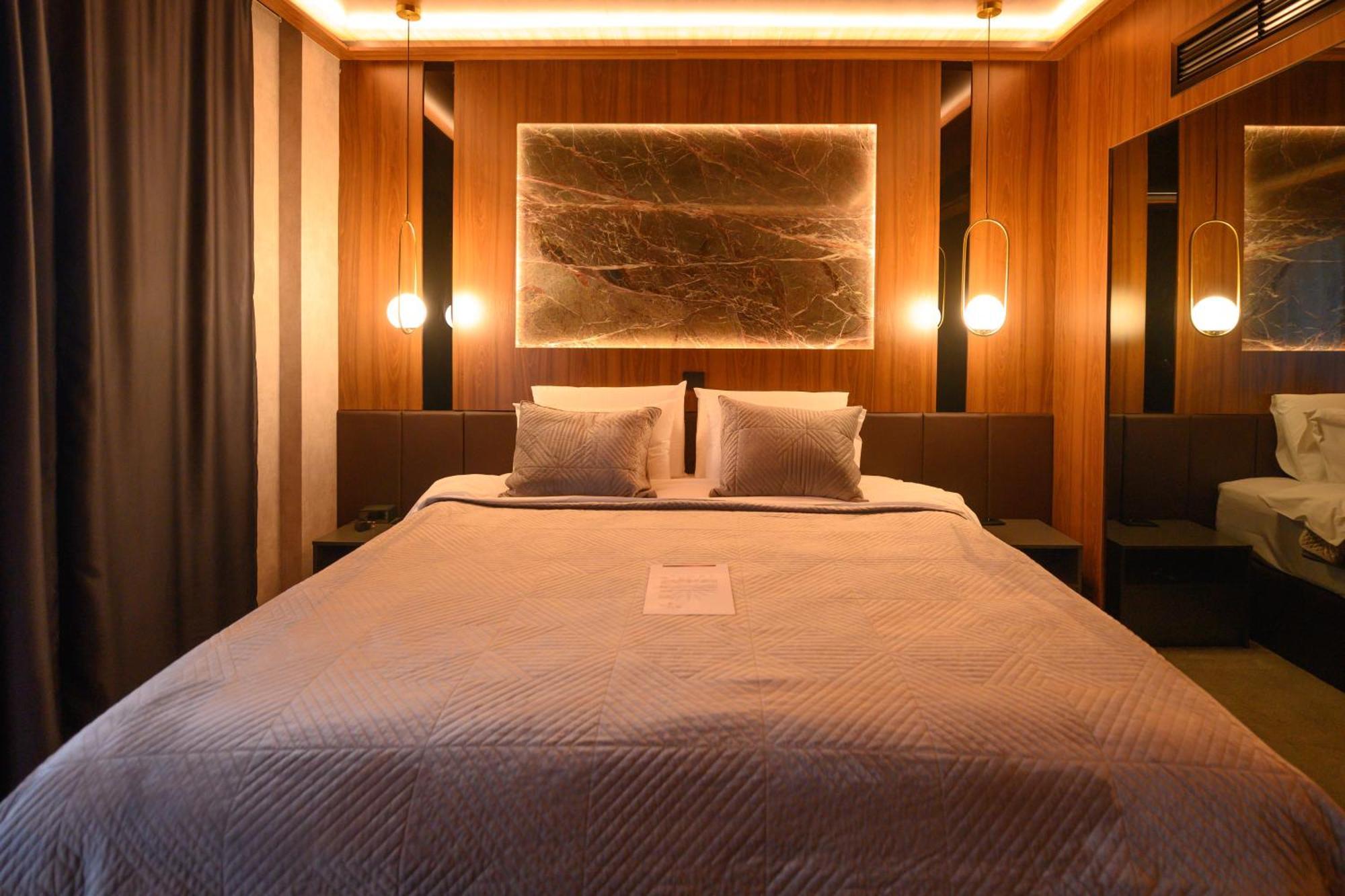 Hotel Macedonia Square Скопье Экстерьер фото