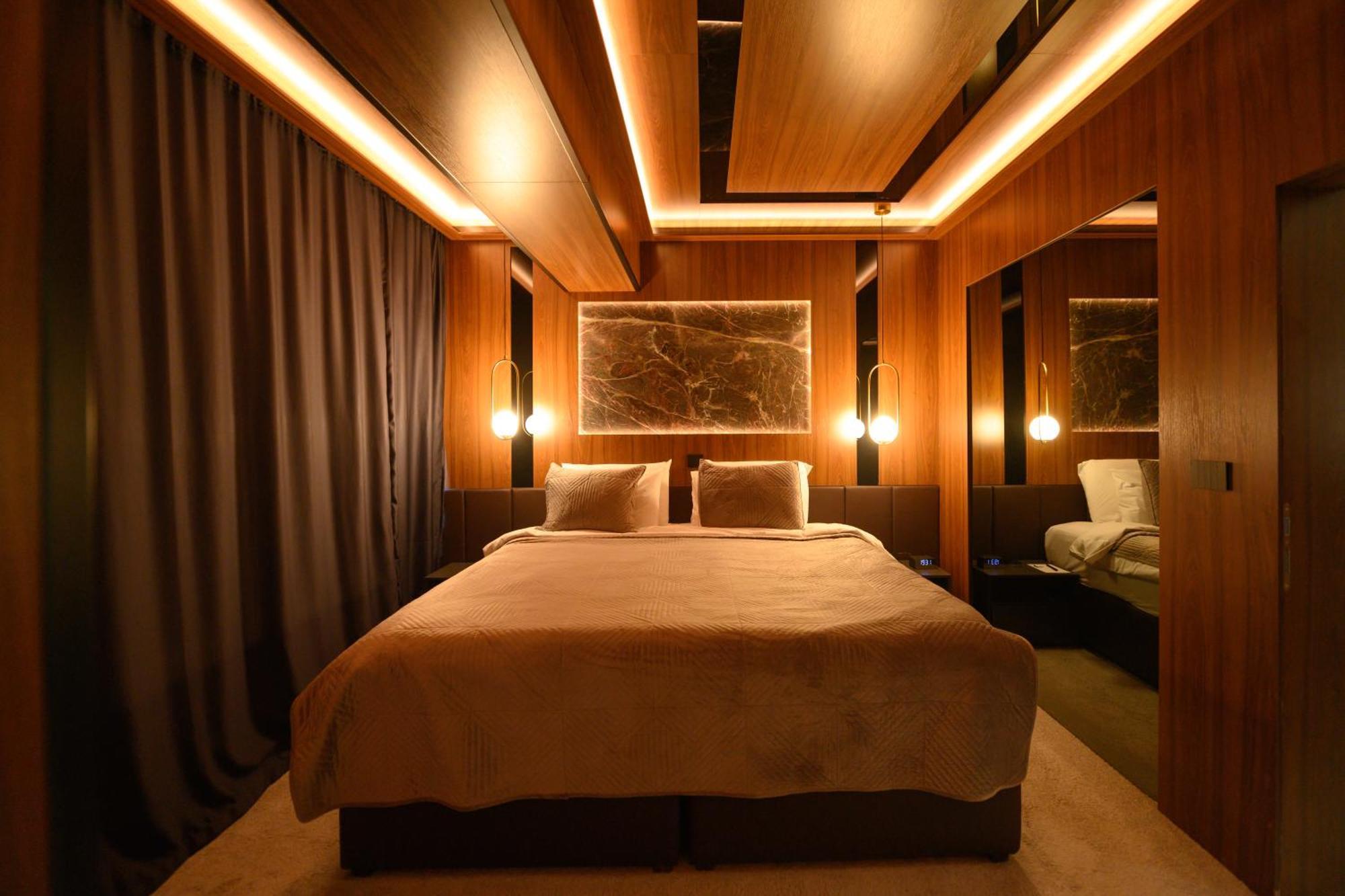 Hotel Macedonia Square Скопье Экстерьер фото