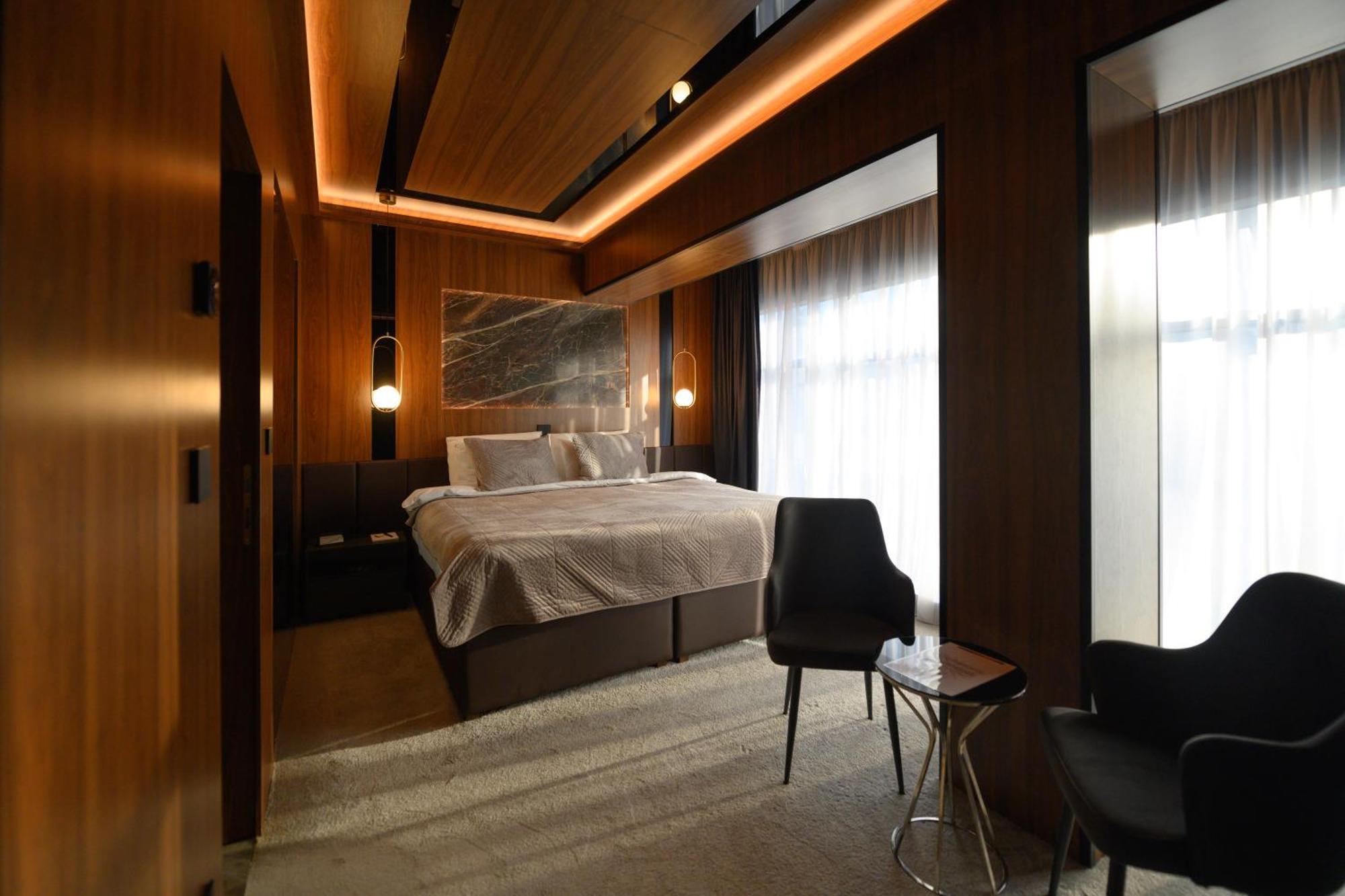 Hotel Macedonia Square Скопье Экстерьер фото